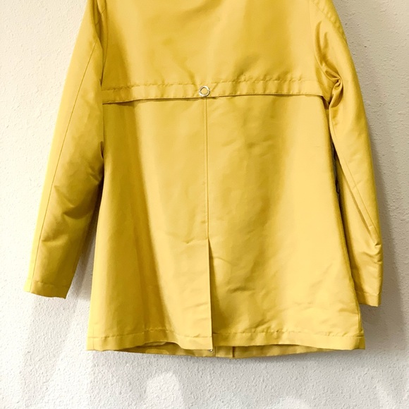 Weatherproof Yellow Fully Lined Raincoat Small Excellent Condition - Picture 8 of 15